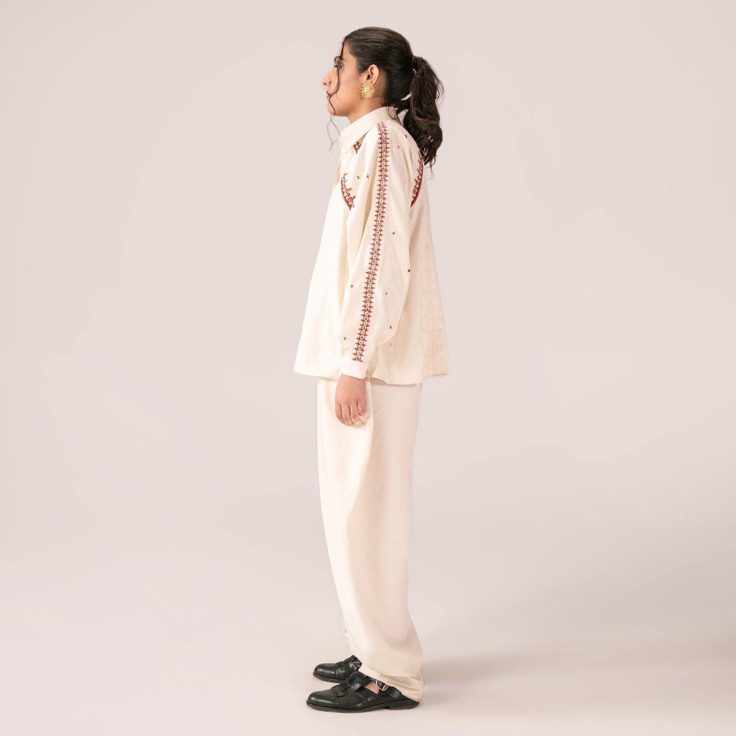 Neelum Barrel Fit Pants
